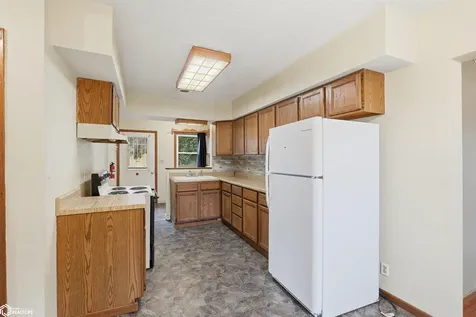 702 Union Street Marshalltown IA 50158