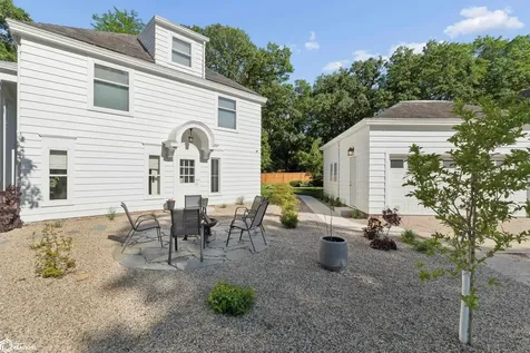 9 Beaumont Drive Mason City IA 50401