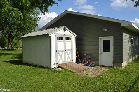 408 W Washington Street Fertile IA 50434