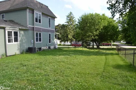 408 W Washington Street Fertile IA 50434