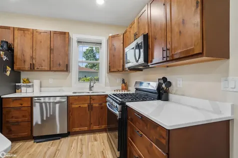 515 North Street Burlington IA 52601