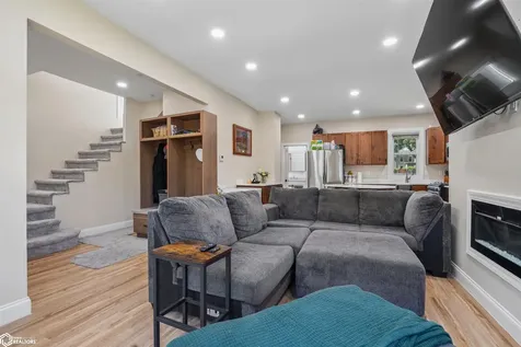 515 North Street Burlington IA 52601