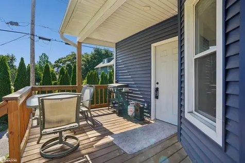 515 North Street Burlington IA 52601