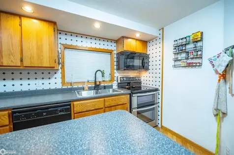 9450 150 Avenue Ottumwa IA 52501