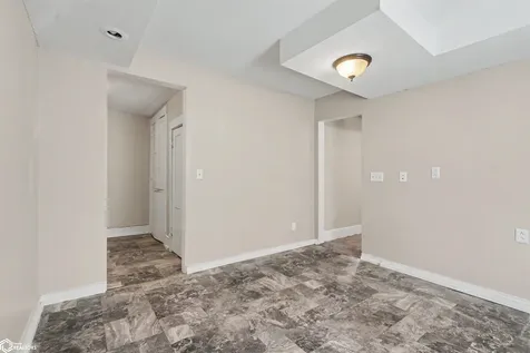 531 S Central Avenue Burlington IA 52601
