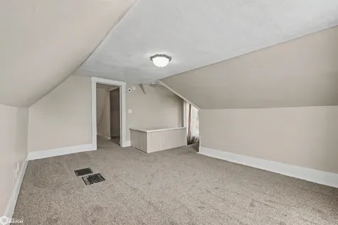 531 S Central Avenue Burlington IA 52601