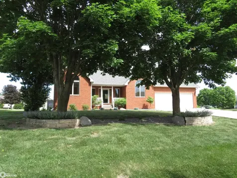 1523 1st Street SW Clarion IA 50525
