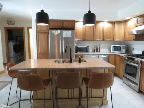 1523 1st Street SW Clarion IA 50525