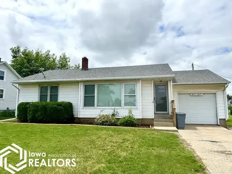 1111 S Center Street Marshalltown IA 50158