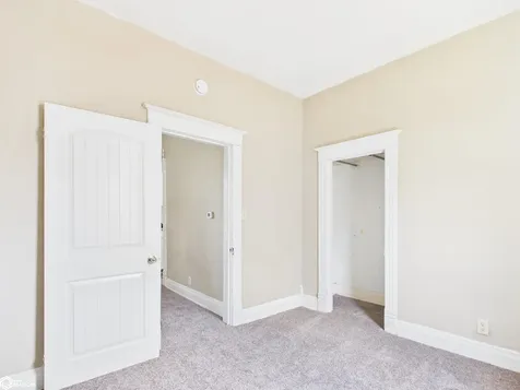 614 C Avenue W Oskaloosa IA 52577