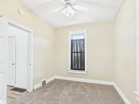 614 C Avenue W Oskaloosa IA 52577