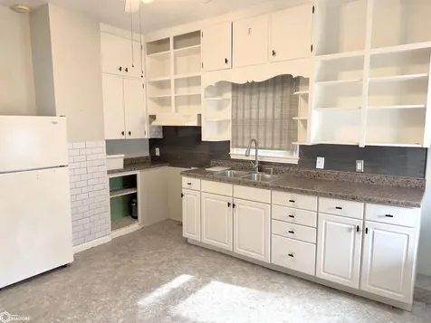 1034 N 7th Street Burlington IA 52601