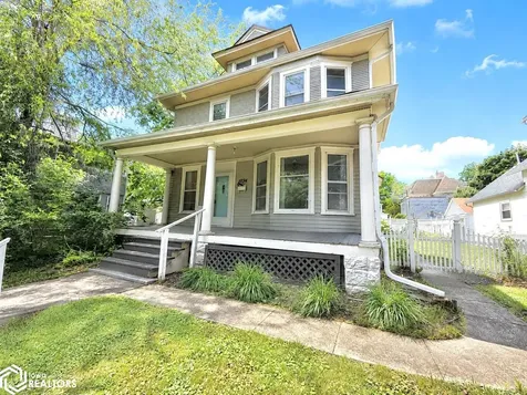 1034 N 7th Street Burlington IA 52601