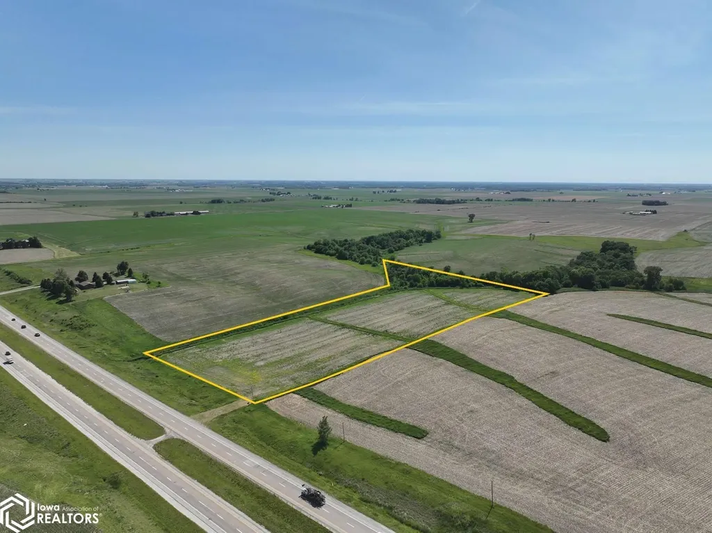 Ia Highway 218 Ainsworth IA 52201