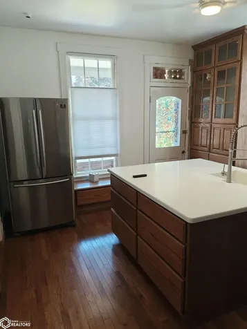 521 10th Street Fort Madison IA 52627-4012
