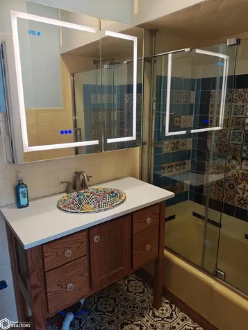 521 10th Street Fort Madison IA 52627-4012