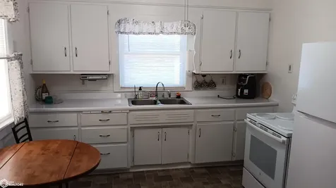 124 N Willard Street Ottumwa IA 52501