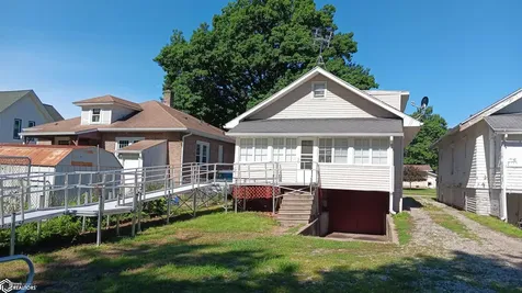 124 N Willard Street Ottumwa IA 52501