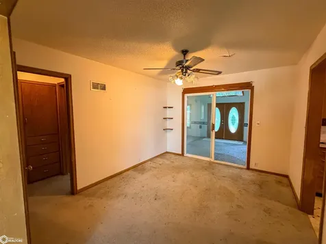 612 1st Street SE Belmond IA 50421