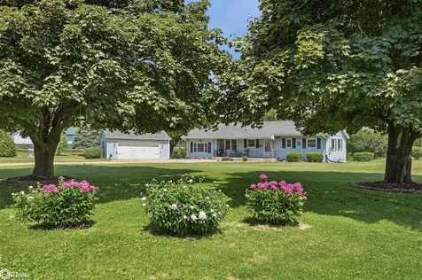 1735 305th Street Tama IA 52339