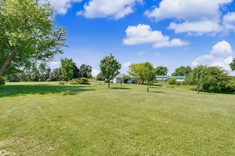 1735 305th Street Tama IA 52339