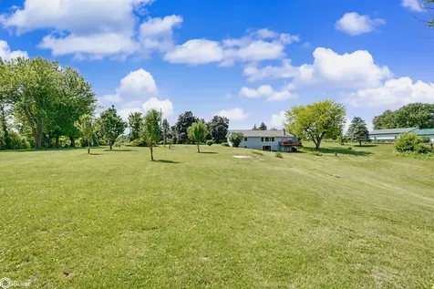 1735 305th Street Tama IA 52339