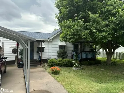 2104 Melvin Avenue Burlington IA 52601
