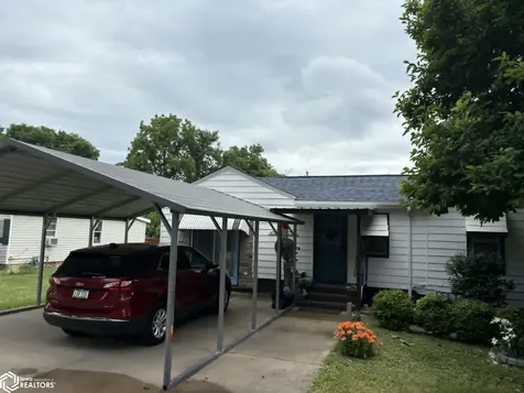 2104 Melvin Avenue Burlington IA 52601