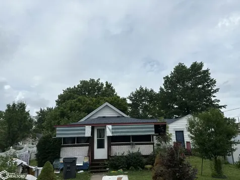 2104 Melvin Avenue Burlington IA 52601