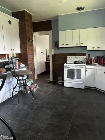 1789 328th Avenue Brooklyn IA 52211