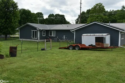2013 14th Avenue Eldora IA 50627