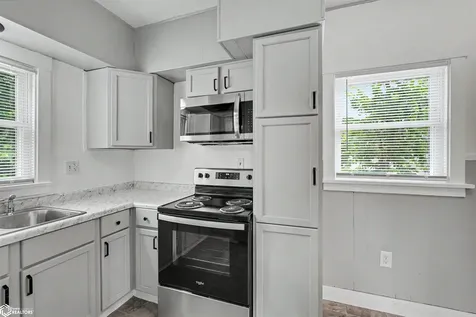 812 N 4th Street Marshalltown IA 50158