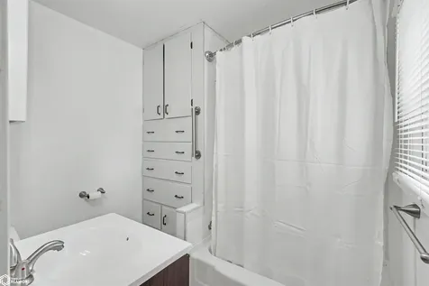 812 N 4th Street Marshalltown IA 50158