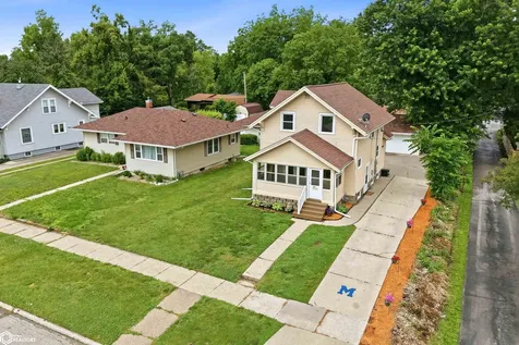 812 N 4th Street Marshalltown IA 50158
