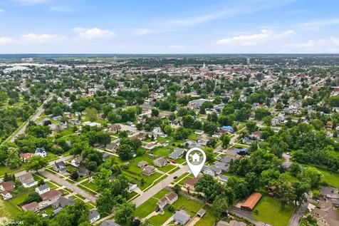 812 N 4th Street Marshalltown IA 50158
