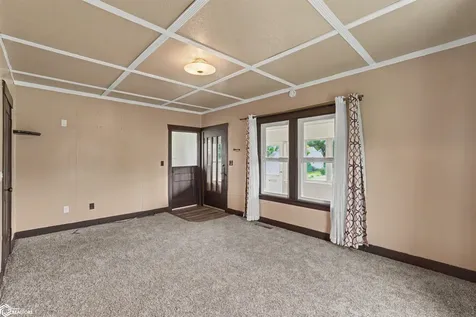 812 N 4th Street Marshalltown IA 50158