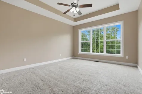 5159 Deerfield Drive Burlington IA 52601