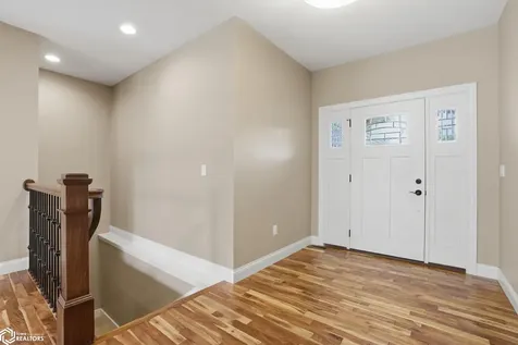 5159 Deerfield Drive Burlington IA 52601