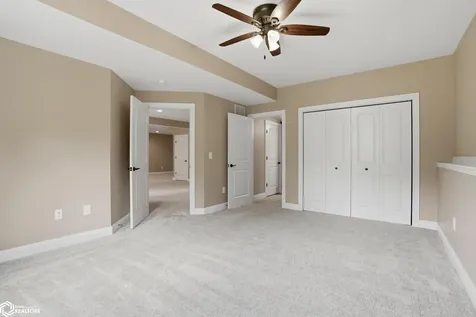 5159 Deerfield Drive Burlington IA 52601