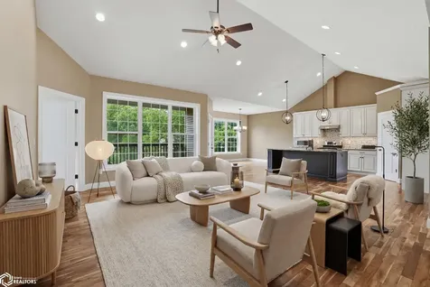 5159 Deerfield Drive Burlington IA 52601