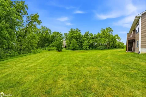 5159 Deerfield Drive Burlington IA 52601