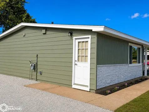 4415 Avenue L Fort Madison IA 52627