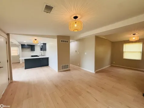 4415 Avenue L Fort Madison IA 52627