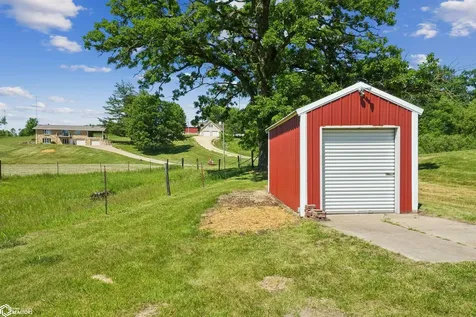 8311 Hidden Valley Road Dubuque IA 52003