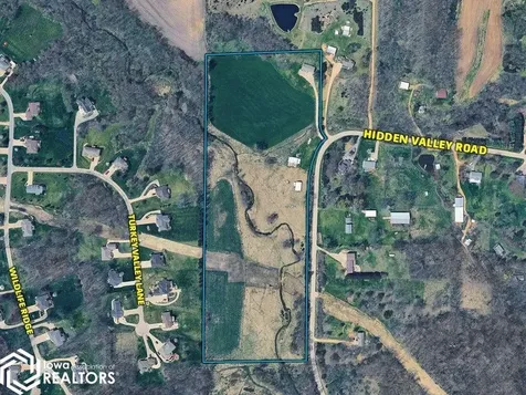 8311 Hidden Valley Road Dubuque IA 52003
