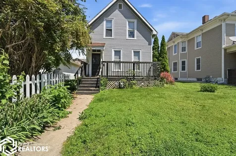 408 1/2 E Linn Street Marshalltown IA 50158