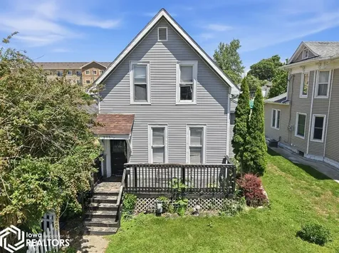 408 1/2 E Linn Street Marshalltown IA 50158