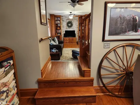 3615 Highway T47 Montour IA 50173