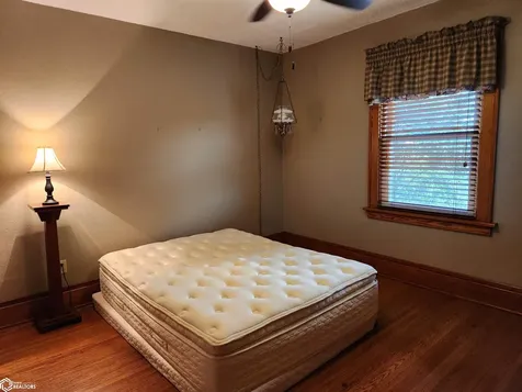 3615 Highway T47 Montour IA 50173