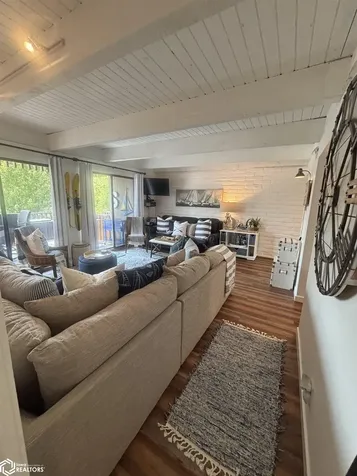 2700 N Shore Drive Clear Lake IA 50428